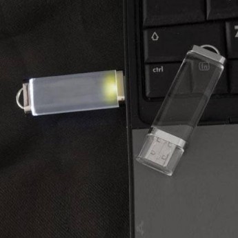 Купить USB-Flash накопитель (флешка) прозрачная 